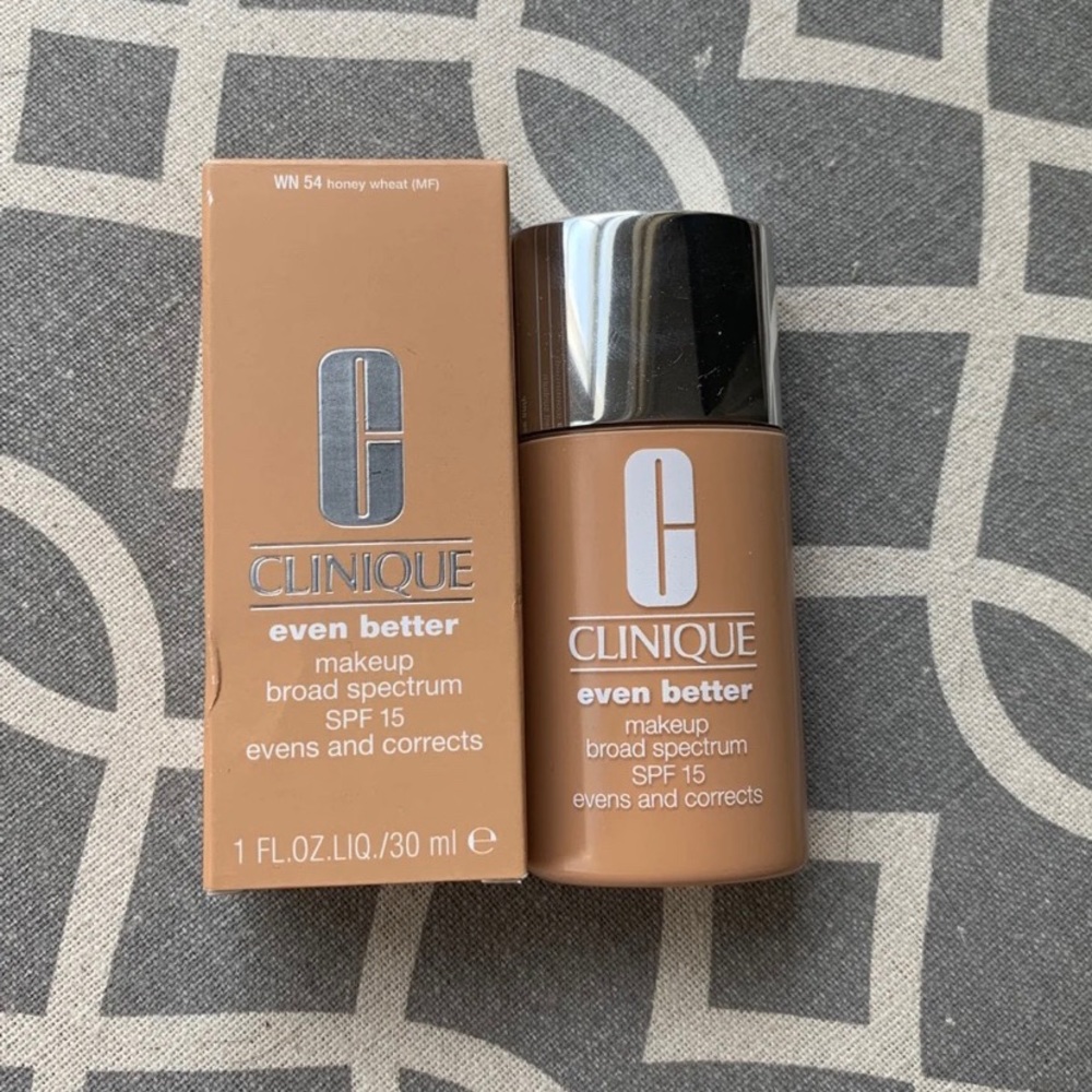 Clinique Even Better Foundation!!